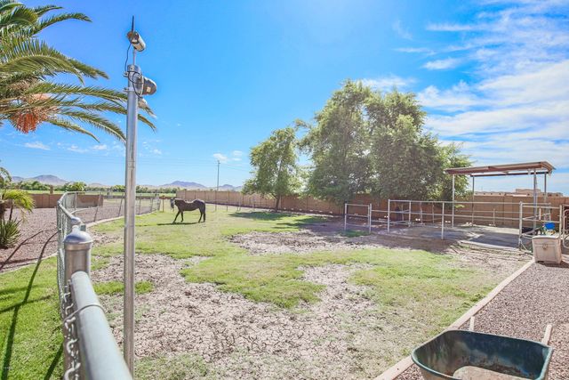 21908 W BELOAT Road, Buckeye, AZ 85326