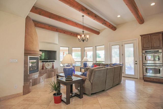 21908 W BELOAT Road, Buckeye, AZ 85326