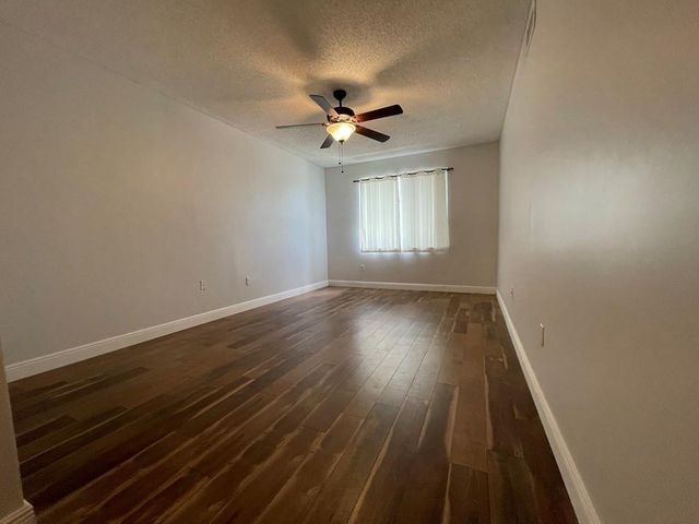 6992 SW 39th Street I203, Davie, FL 33314