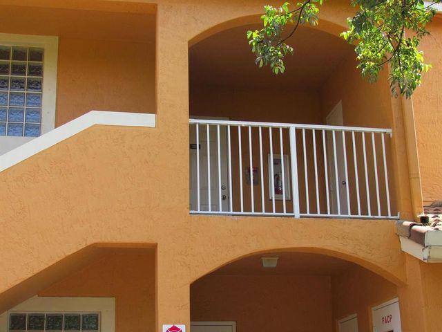 6992 SW 39th Street I203, Davie, FL 33314