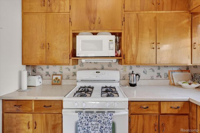 3005 Hanchett Street, Carrollton Township, MI 48604