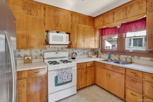 3005 Hanchett Street, Carrollton Township, MI 48604