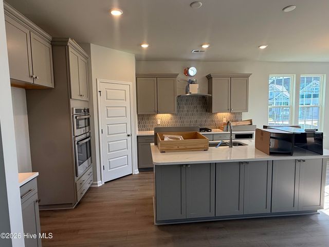 6707 Fellowship Drive, Leland, NC 28451
