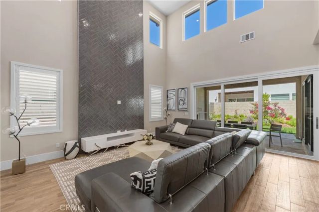 57 Ray, Irvine, CA 92618