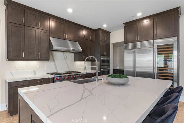 57 Ray, Irvine, CA 92618