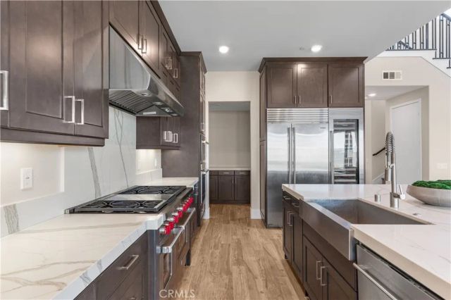 57 Ray, Irvine, CA 92618