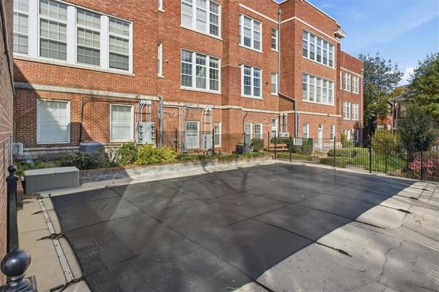 1031 State Street NW 106, Atlanta, GA 30318