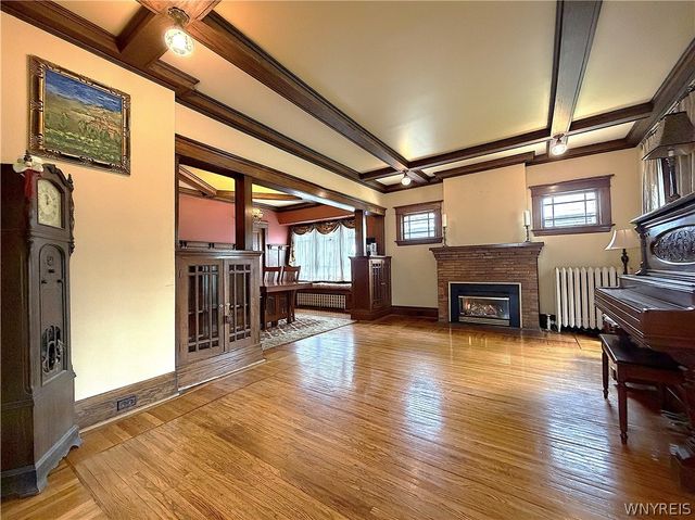 25 Palmer Avenue, Tonawanda, NY 14217
