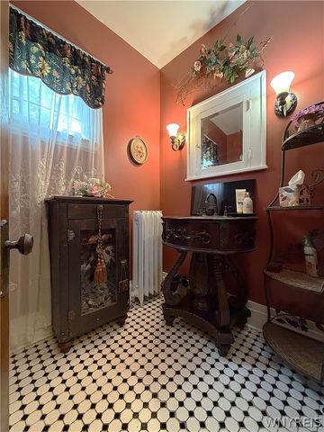 25 Palmer Avenue, Tonawanda, NY 14217