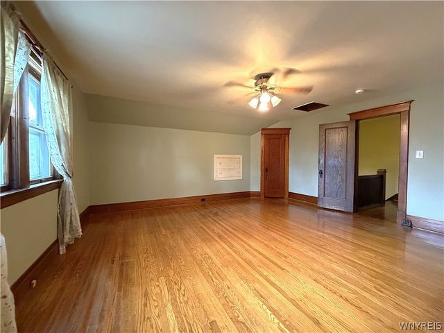 25 Palmer Avenue, Tonawanda, NY 14217