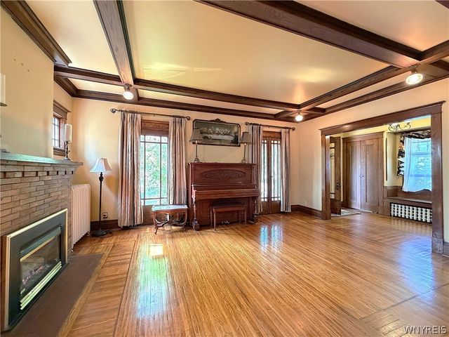 25 Palmer Avenue, Tonawanda, NY 14217