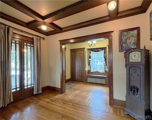 25 Palmer Avenue, Tonawanda, NY 14217