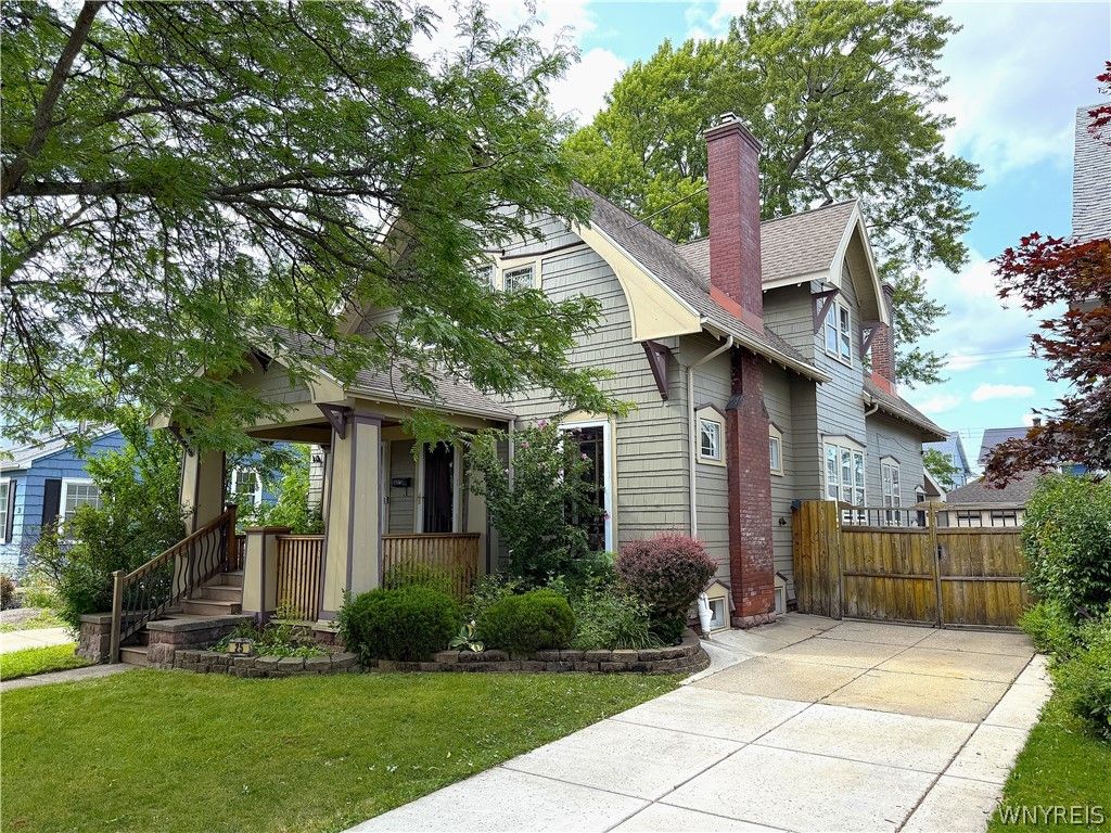 25 Palmer Avenue, Tonawanda, NY 14217