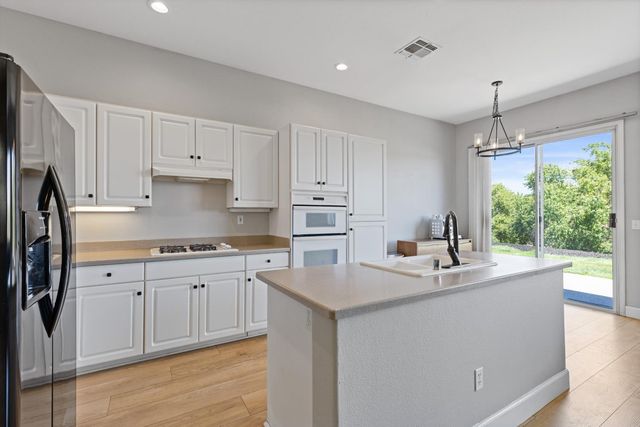 5331 Wesley Rd, Rocklin, CA 95765