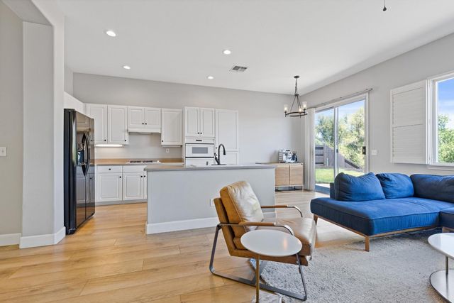 5331 Wesley Rd, Rocklin, CA 95765