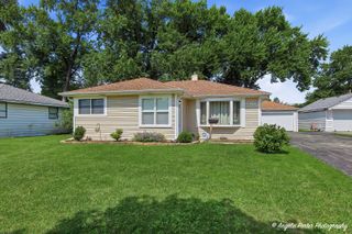 2409 Robin Lane, Rolling Meadows, IL 60008