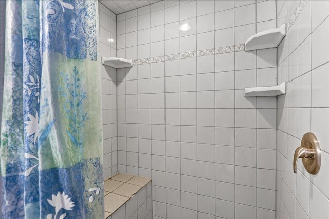 1504 W 7th Avenue, Brodhead, WI 53520