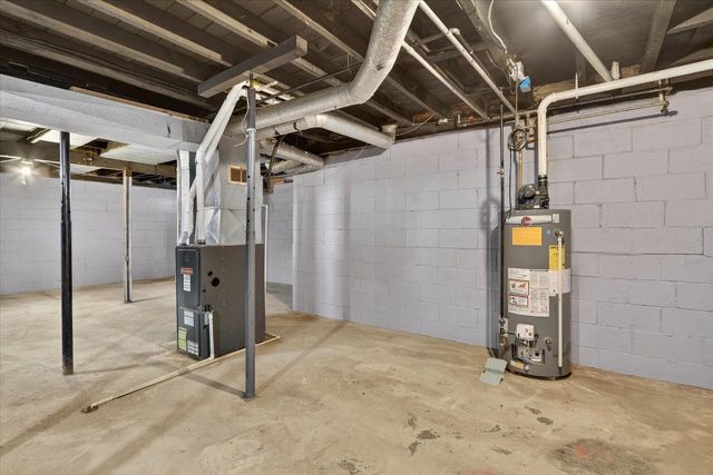 1504 W 7th Avenue, Brodhead, WI 53520