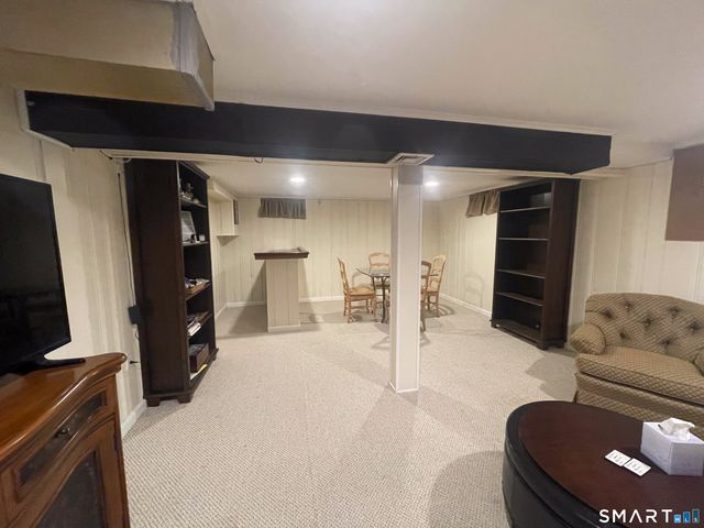 41 Cumpstone Drive, Hamden, CT 06518