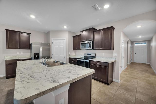 2538 SE Rock Springs Drive, Port St. Lucie, FL 34952