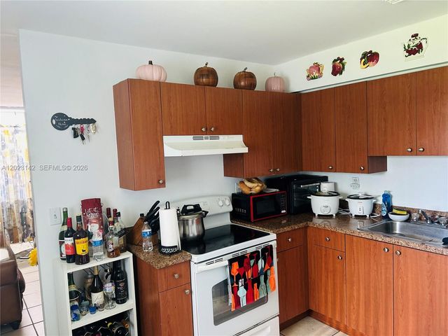 3410 SW 89th Court, Miami, FL 33165