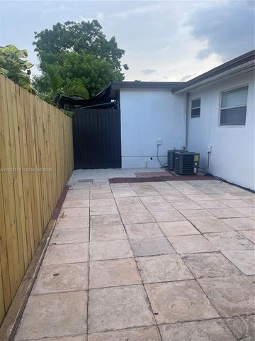 3410 SW 89th Court, Miami, FL 33165