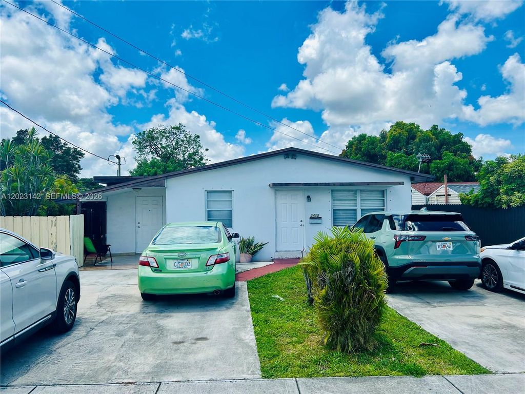 3410 SW 89th Court, Miami, FL 33165