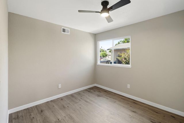 7521 Delta Pointe Way, Sacramento, CA 95823