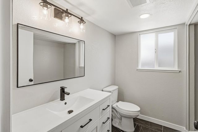 7521 Delta Pointe Way, Sacramento, CA 95823