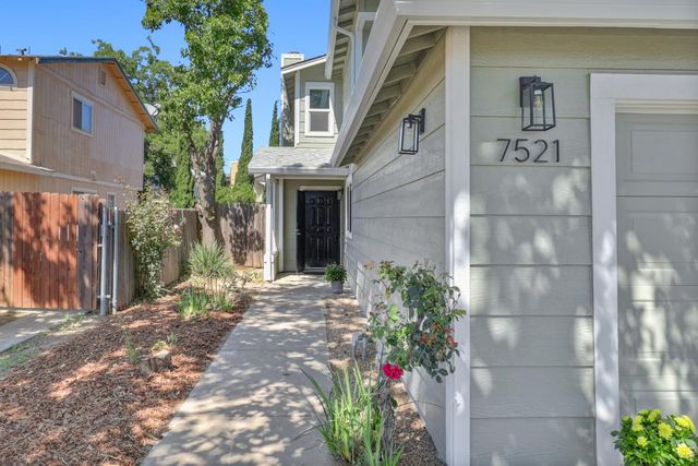 7521 Delta Pointe Way, Sacramento, CA 95823