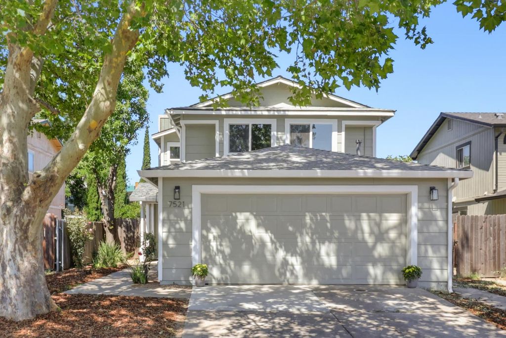 7521 Delta Pointe Way, Sacramento, CA 95823