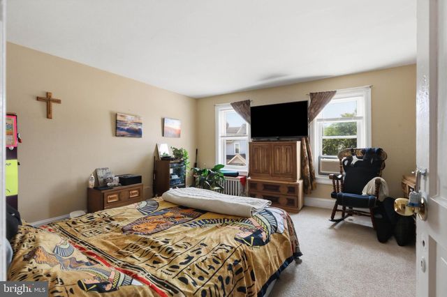 631 E CHESTNUT ST, Coatesville, PA 19320