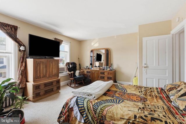 631 E CHESTNUT ST, Coatesville, PA 19320