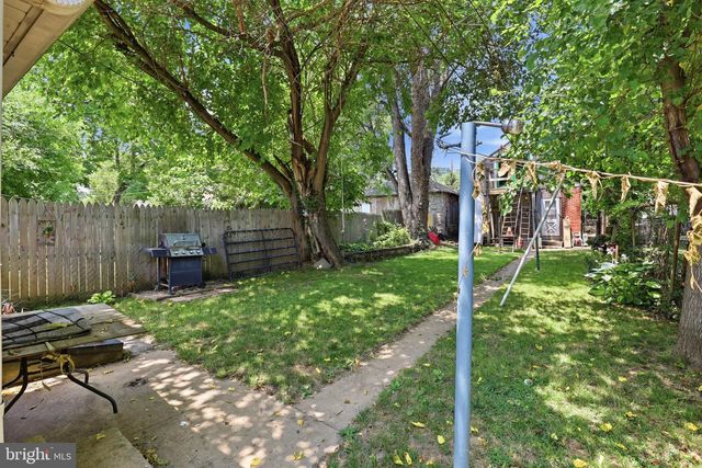 631 E CHESTNUT ST, Coatesville, PA 19320