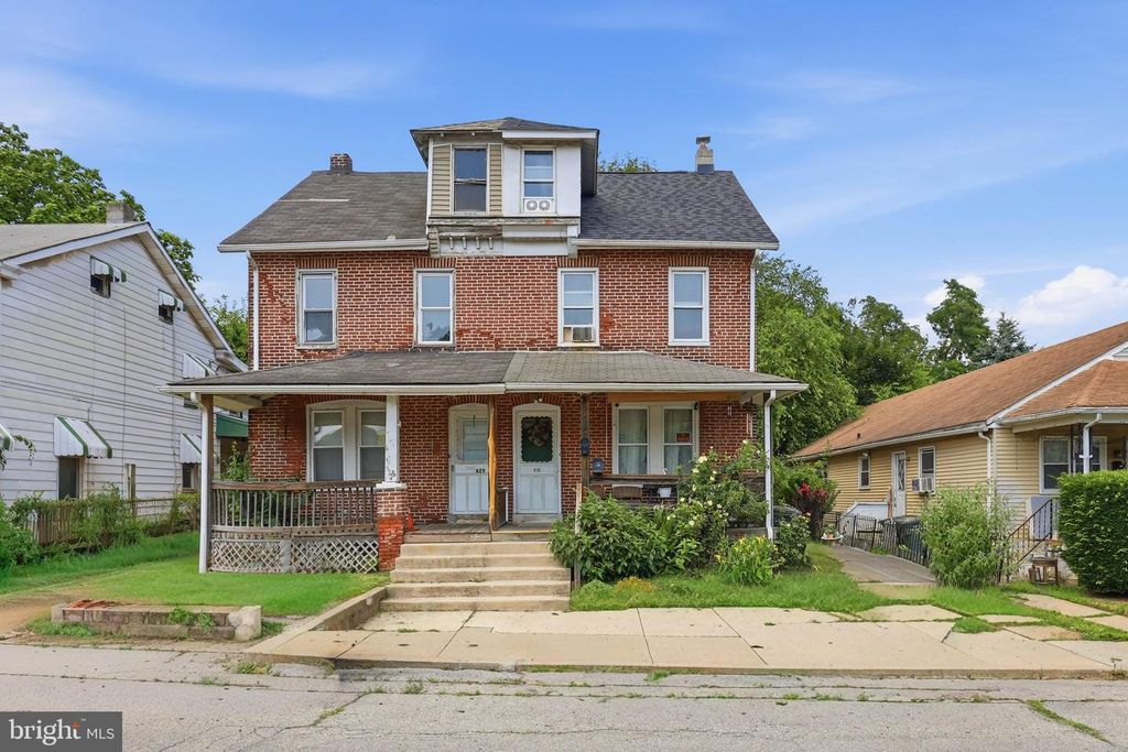 631 E CHESTNUT ST, Coatesville, PA 19320