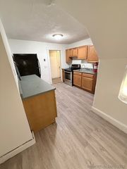 20 Lorraine Street 3, Hartford, CT 06105