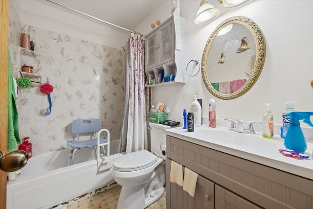 1608 57th Street NW, Albuquerque, NM 87105