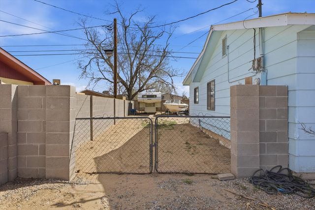 1608 57th Street NW, Albuquerque, NM 87105