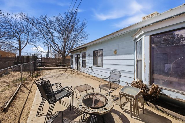 1608 57th Street NW, Albuquerque, NM 87105