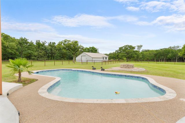 4895 Meadow Breeze Court, Fort Worth, TX 76140