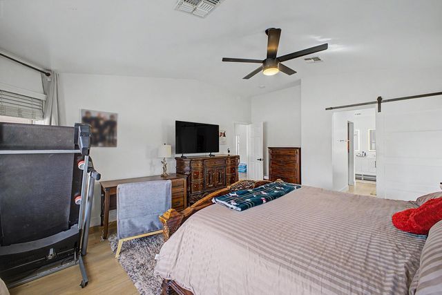 8352 W San Juan Avenue, Glendale, AZ 85305