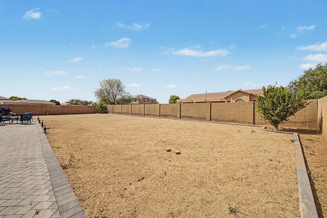 8352 W San Juan Avenue, Glendale, AZ 85305