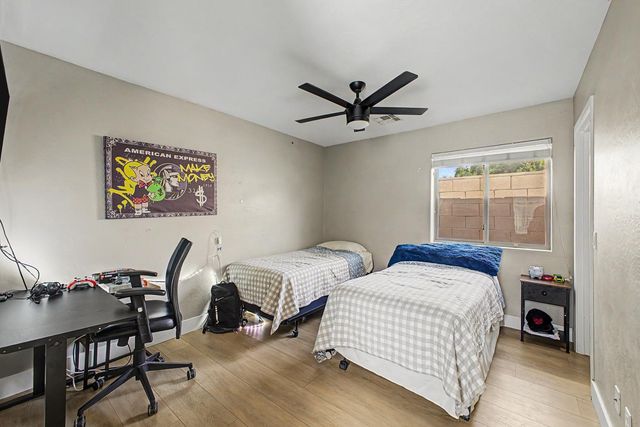 8352 W San Juan Avenue, Glendale, AZ 85305