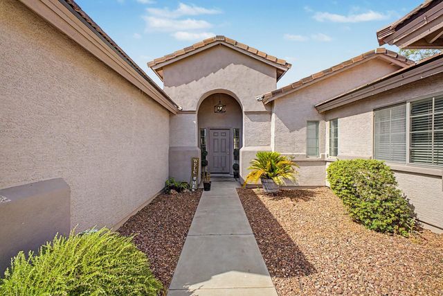 8352 W San Juan Avenue, Glendale, AZ 85305