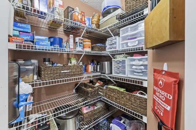 620 Brighton Street, Pickerington, OH 43147