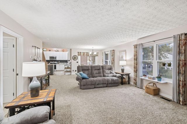 620 Brighton Street, Pickerington, OH 43147