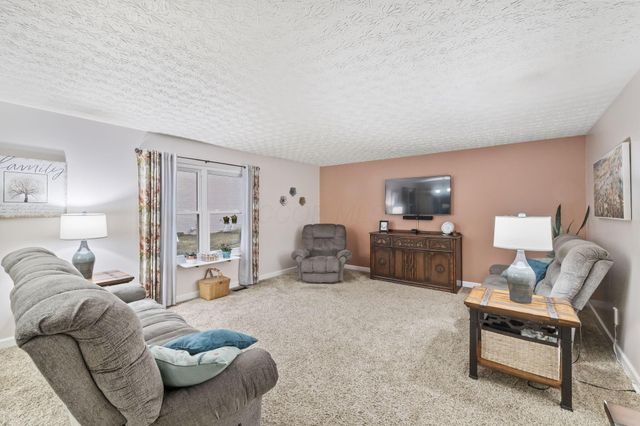 620 Brighton Street, Pickerington, OH 43147