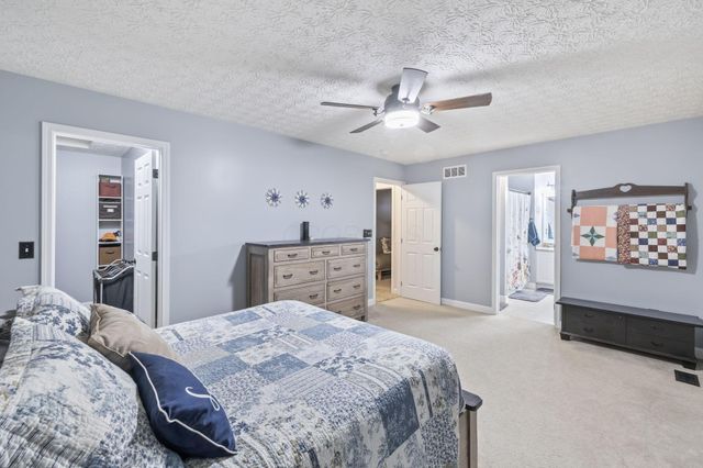 620 Brighton Street, Pickerington, OH 43147