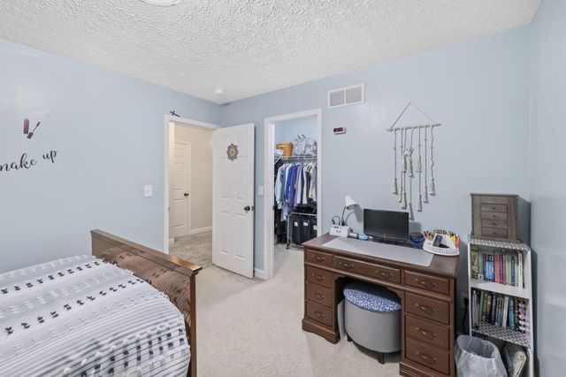 620 Brighton Street, Pickerington, OH 43147