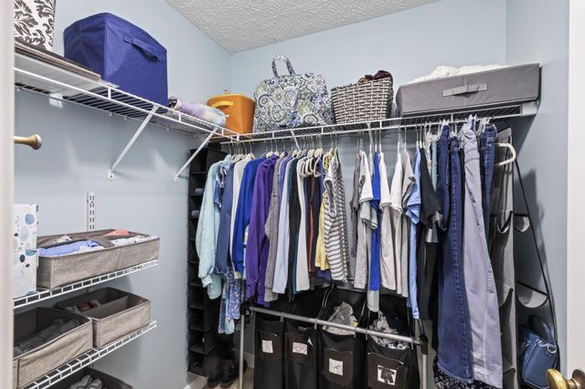 620 Brighton Street, Pickerington, OH 43147